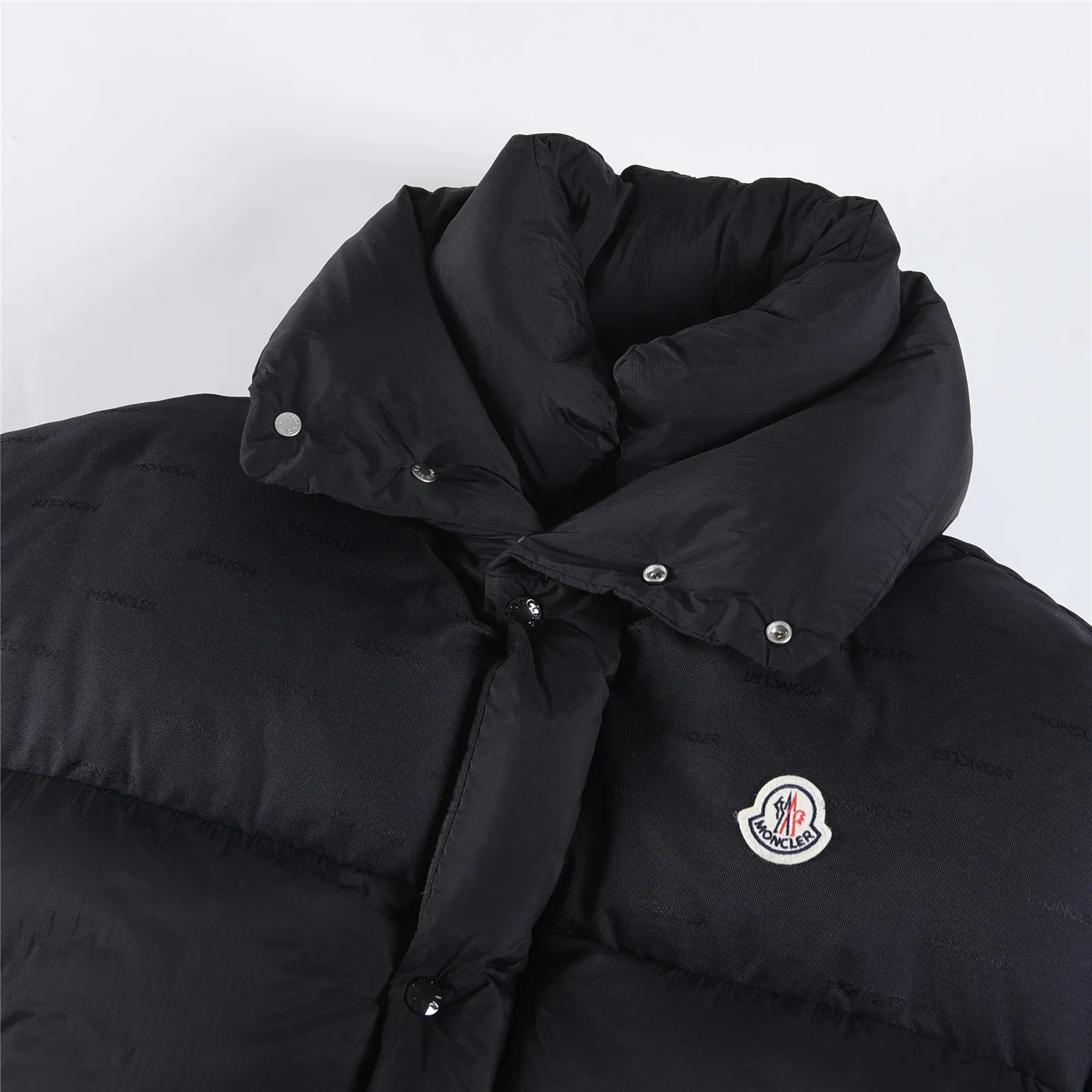Authentic :【Original Series】（90 ） Moncler / 25𝒔𝒔 Verone ， -40℃， Same Style#T 61# Size：12345 ：Black，Khaki